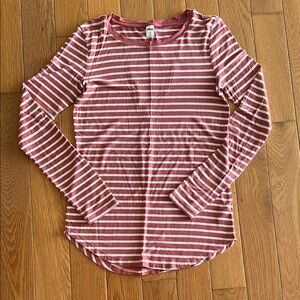 Old Navy pink/white striped shirt